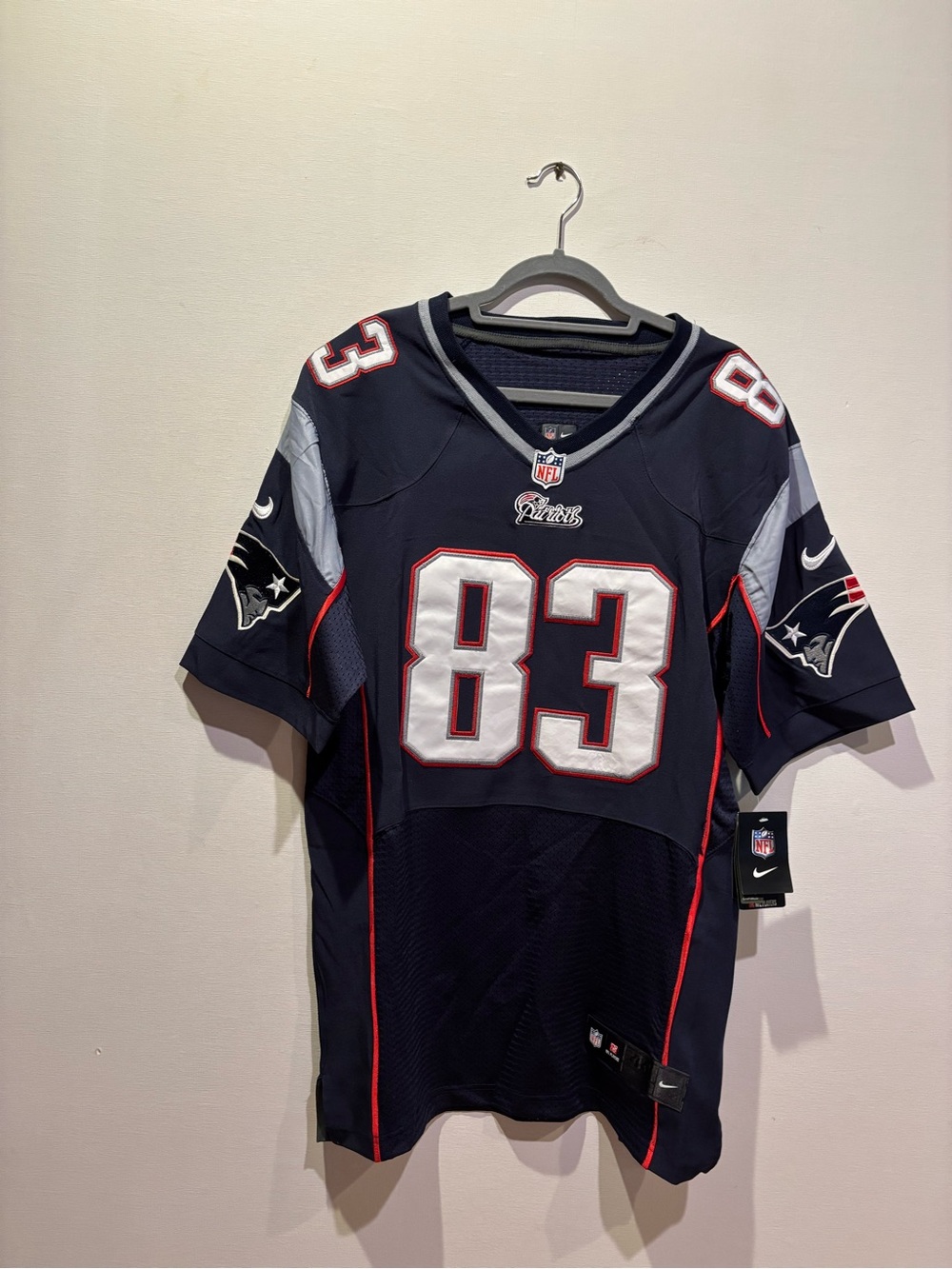Nike Men’s Navy, White & Red #83 WELKER New England Patriots Jersey
